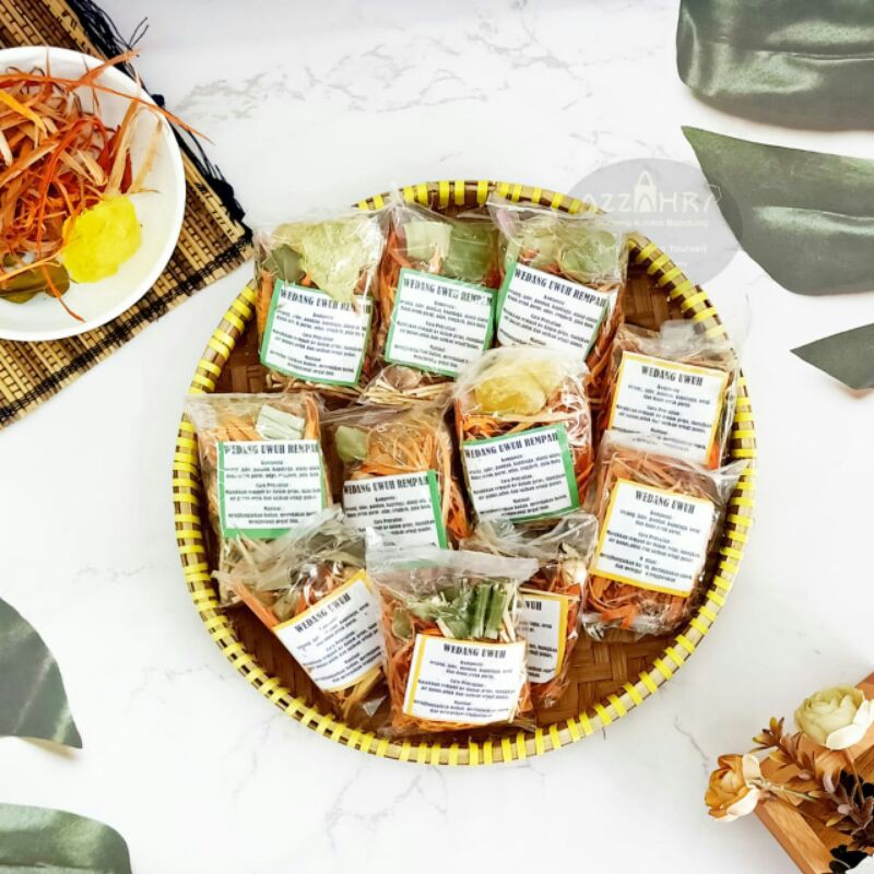 

Wedang Uwuh Menyehatkan Herbal Alami