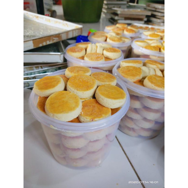 

Kue Kacang Original / Camilan Ringan