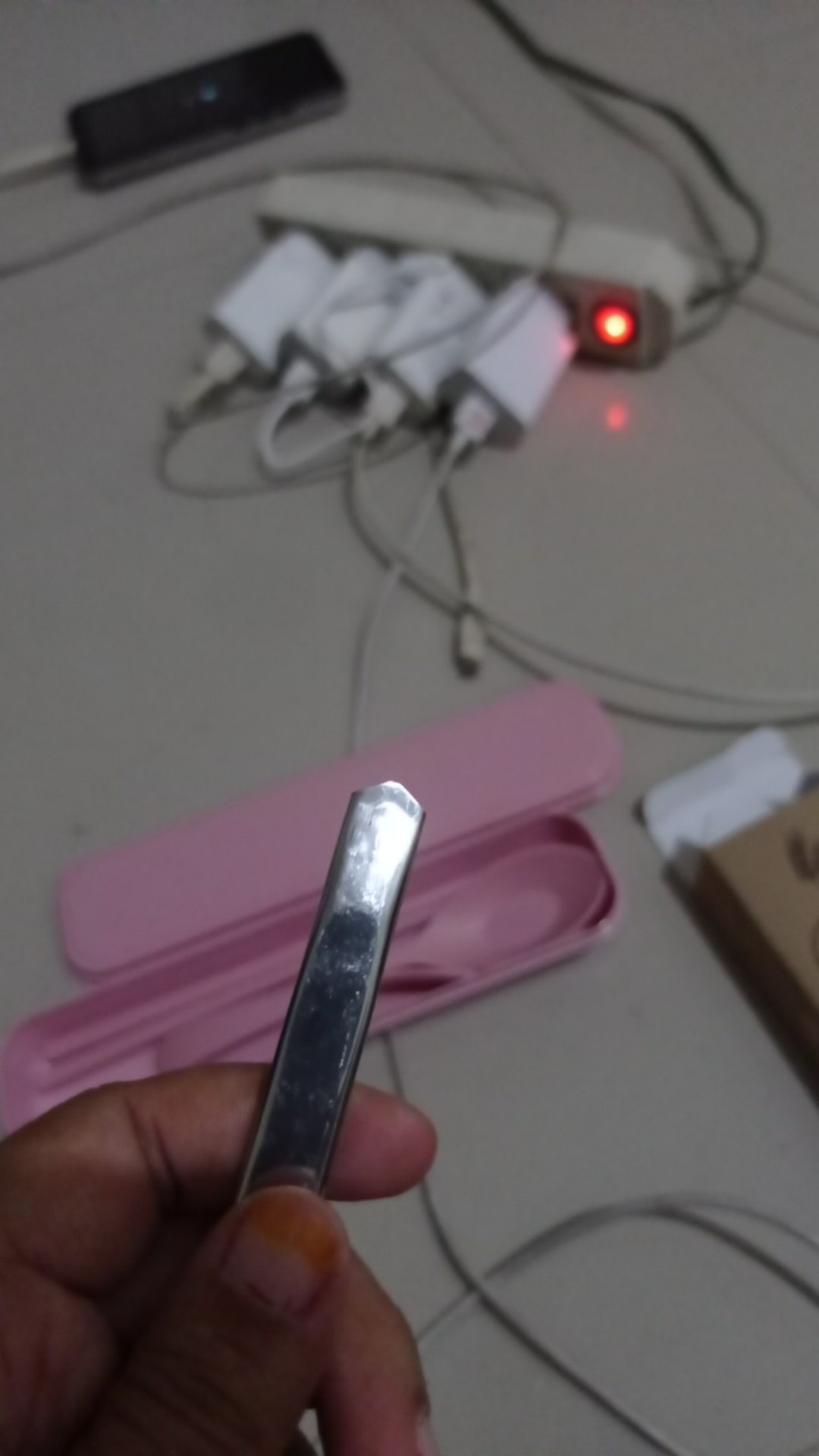 Anekagrosir | Alat Dapur - Jepitan Gorengan - Jepitan Gorengan Dengan Tirisan Minyak Termurah !!