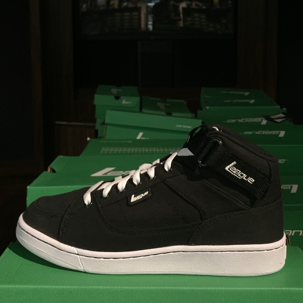 Sepatu Lifestyle Sneaker merk League - Geof CVS M 001 Black