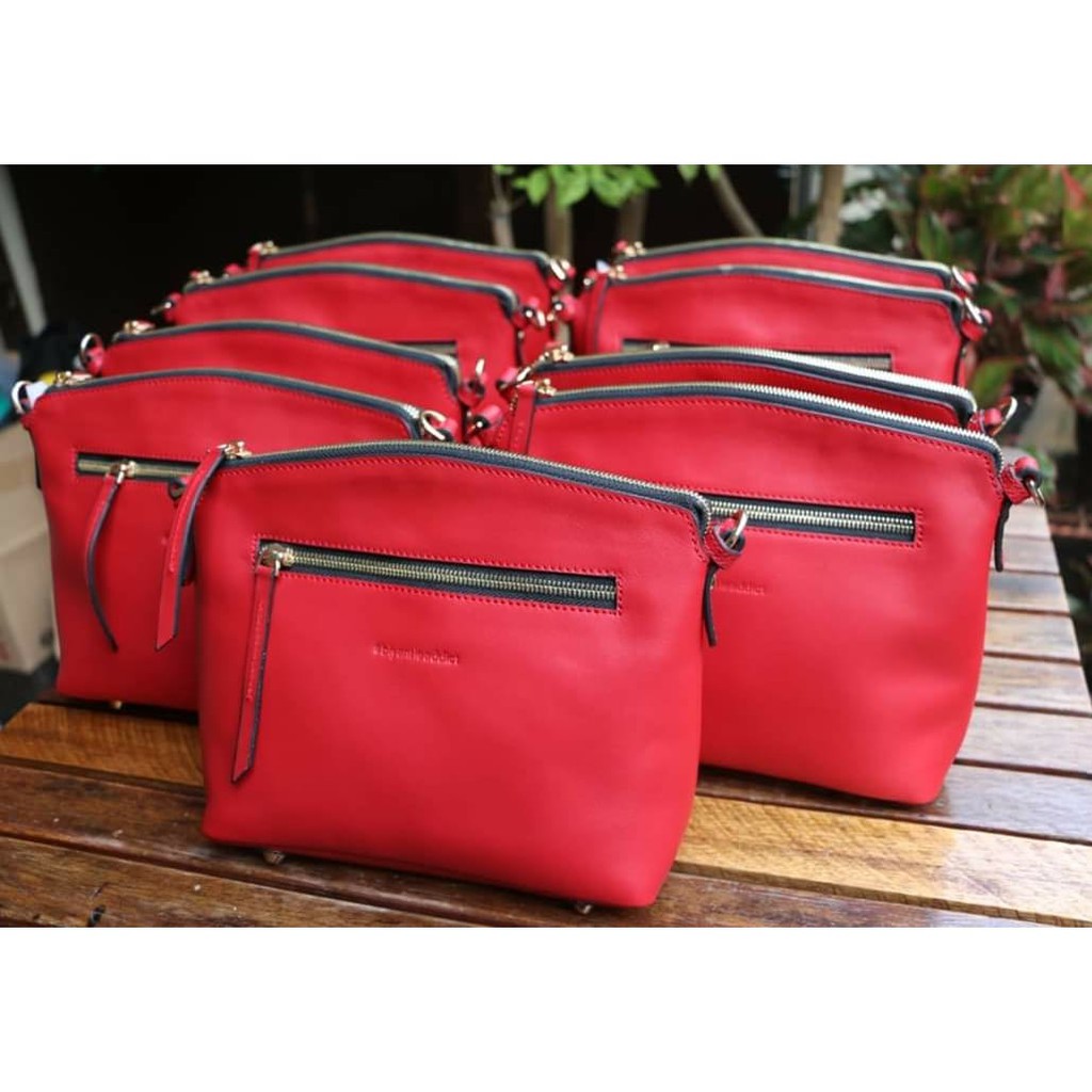 

Tas bening made in byiantie leather