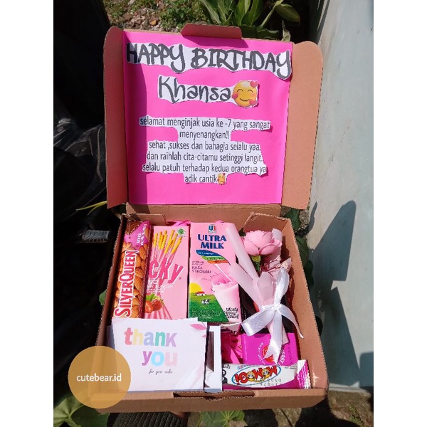 

GIFT SNACK BOX HADIAH ULANG TAHUN/WISUDA DLL.