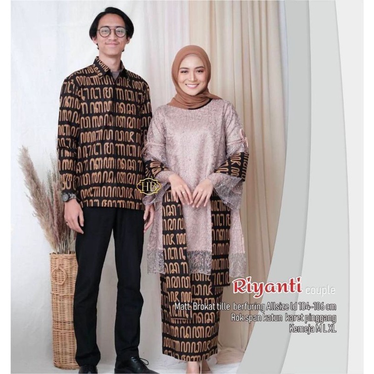Couple Riyanti Batik Hanacaraka Lamaran Kondangan Wisuda