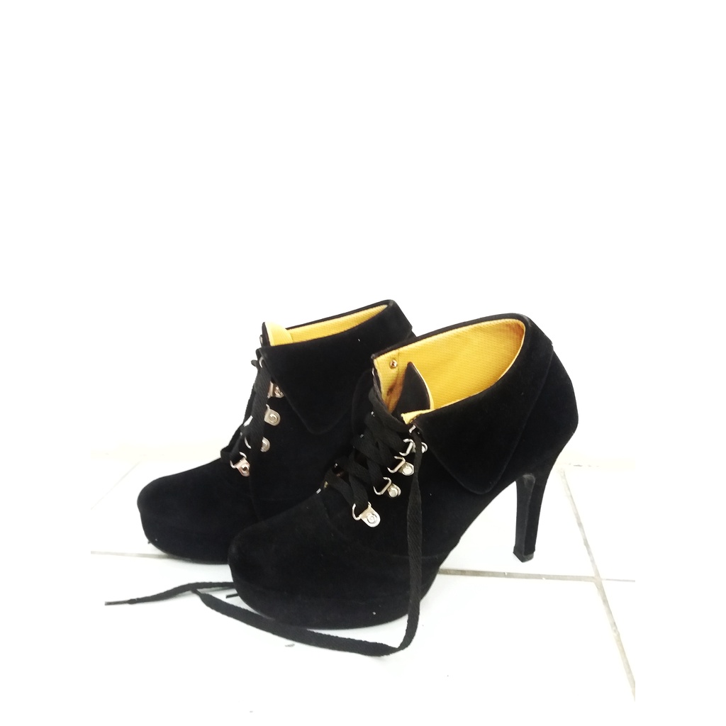 CSX Shoes Sepatu Boots Heels Hitam Size 38