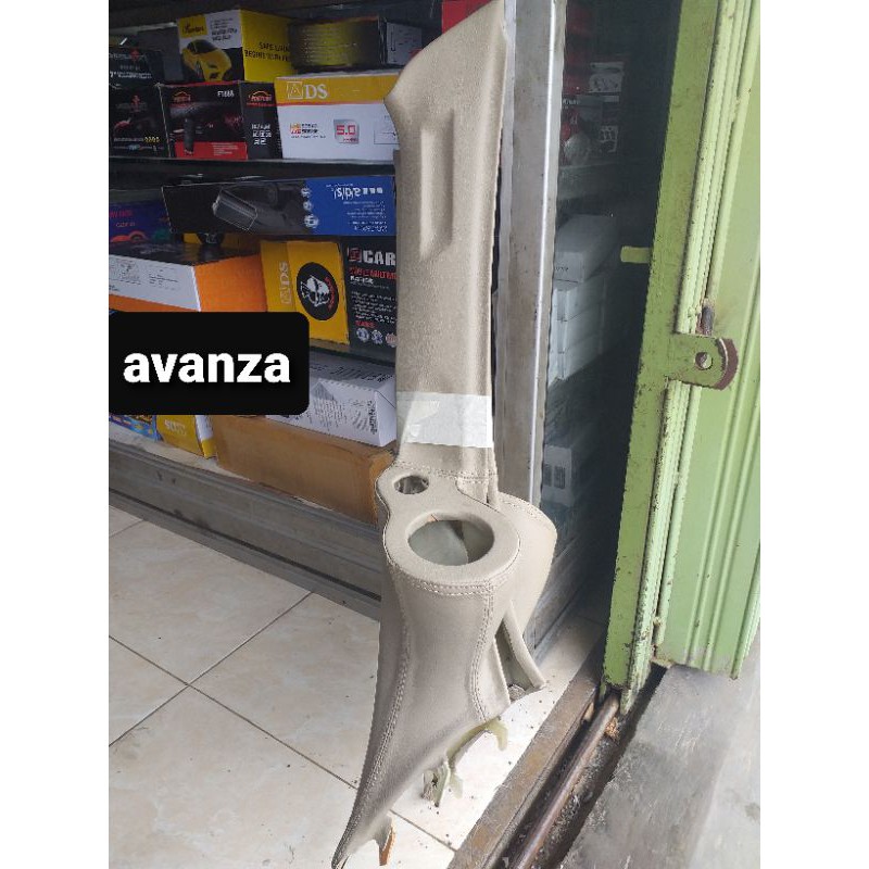 pilar 3 way avanza lama kosongan  tanpa speker