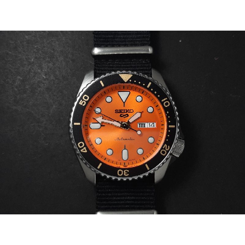 Seiko 5 SRPD59 4R36-07G0 Orange Dial Automatic Watch