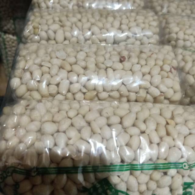 

Kacang Kupas 1kg full