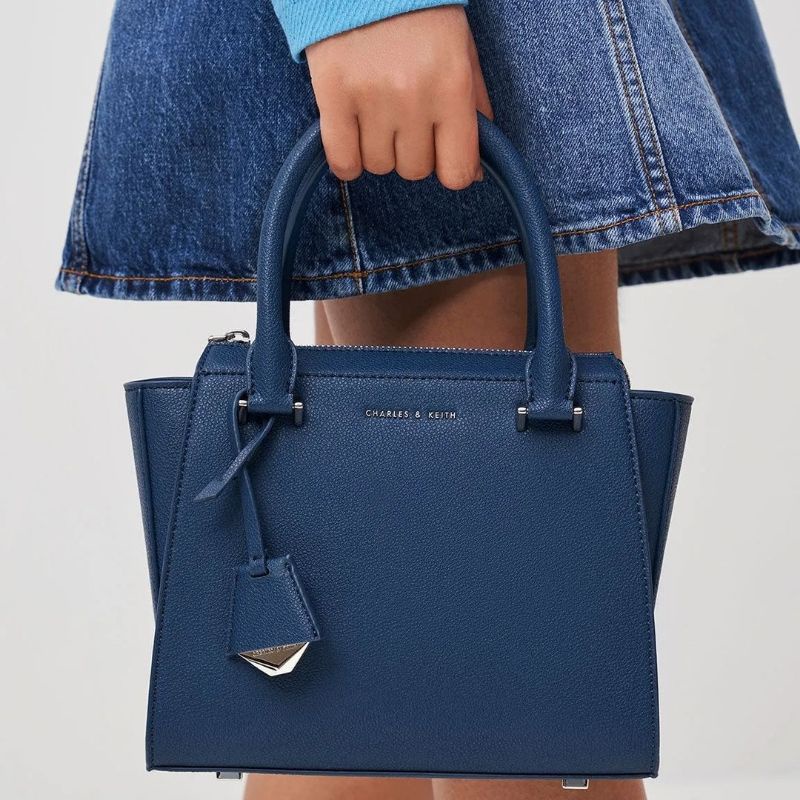 7.7 SALE | CK Double Handle Trapeze Tote Bag / CK Structured Trapeze Bag