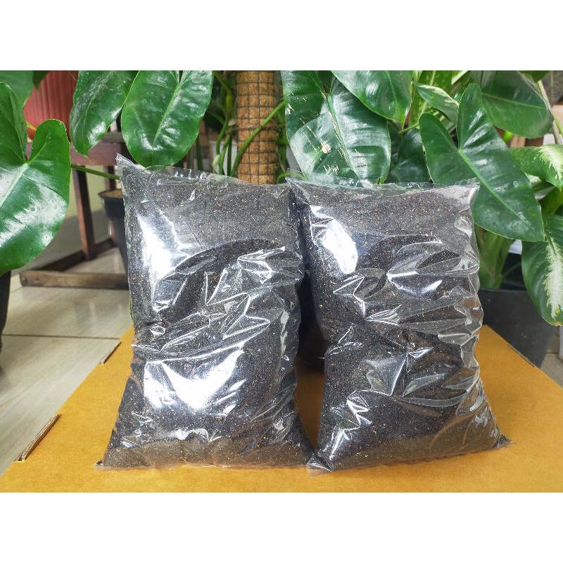 MEDIA TANAM HUMUS ORGANIK