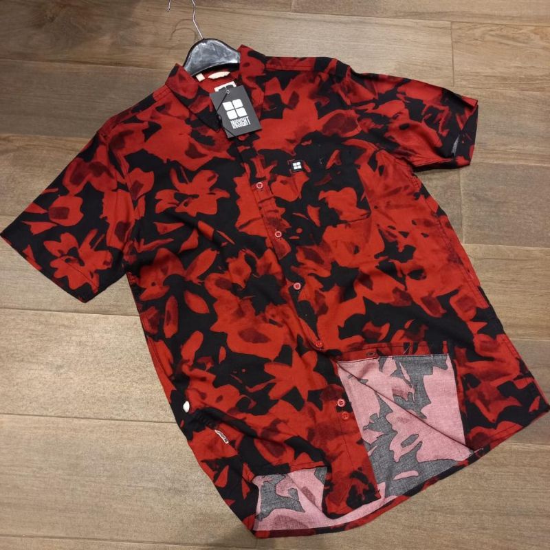 Kemeja Insight Blooms Day Shirt