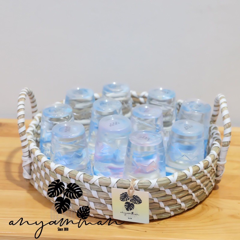 Nampan/Tray Anyaman Mendong Natural Mix Plastik Putih Bulat D30cm