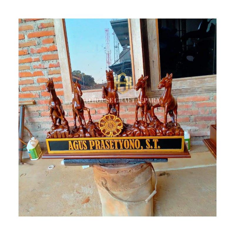 Papan Nama Ukiran Kuda 5 Pilar Kayu Jati