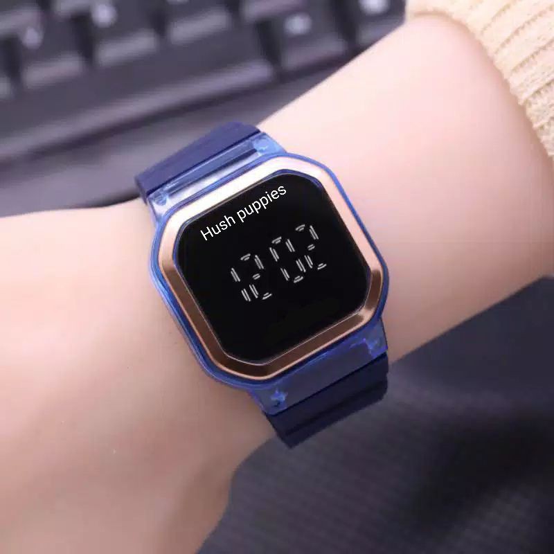 (Terima Cod)Jam Tangan Wanita Hushhpuppies Digital Touch Scren Sergi Strap Rubber(Dikirim Jakarta)