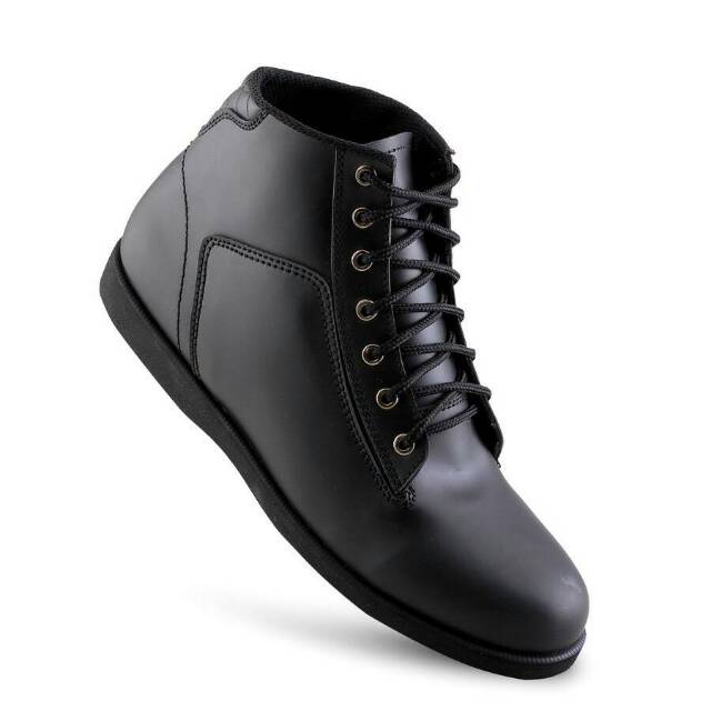 SEPATU FORMAL KERJA KANTOR BOOT ORIGINAL KULIT ASLI PRIA KICKERS/SPECS/NIKE/ADIDAS/ARMOUR/PUMA/GUCCI