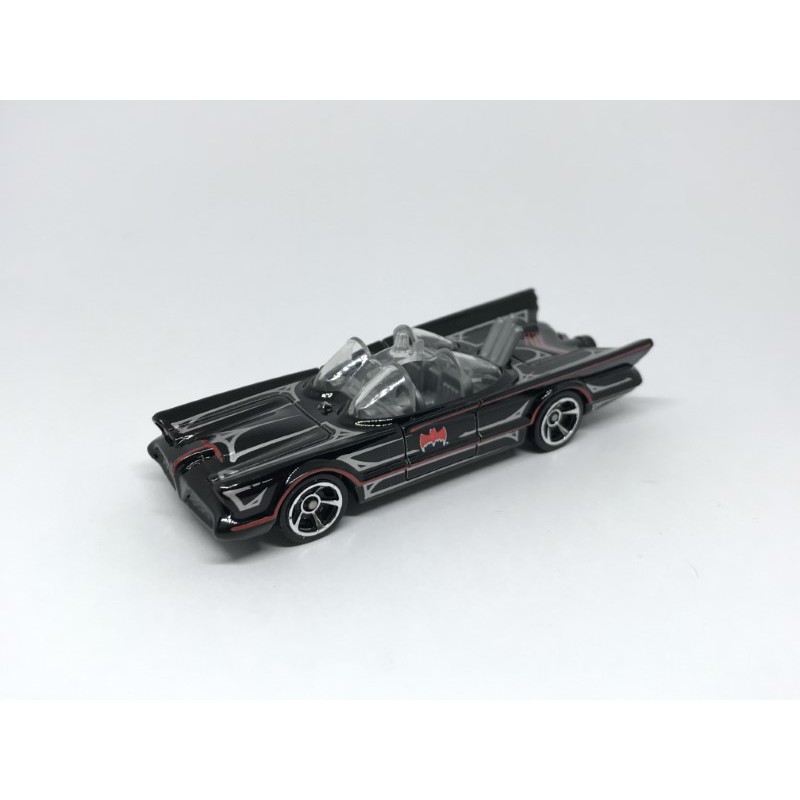 hot wheels batmobile s06