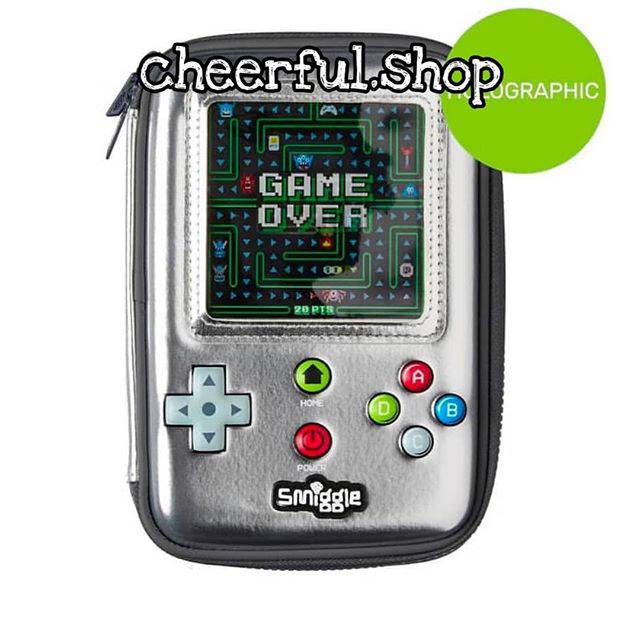 

Tempat pensil smiggle