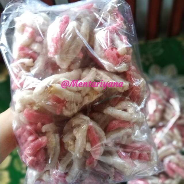 

Kerupuk Kremes
