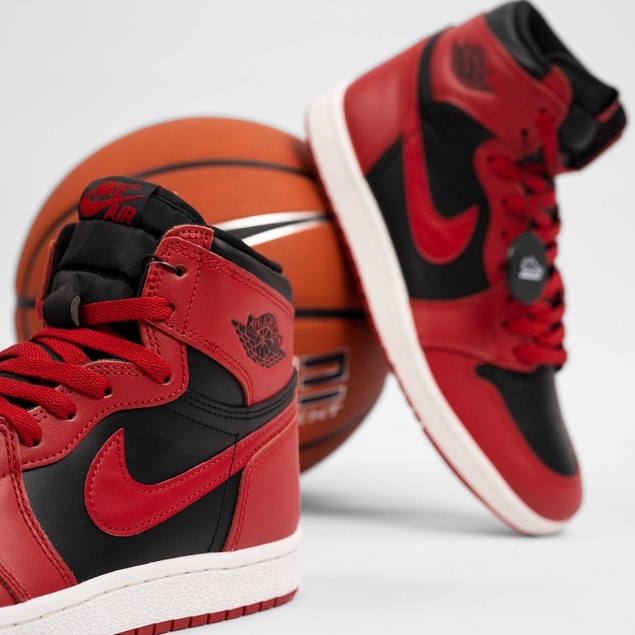 Air Jordan 1 High 85 Varsity Red