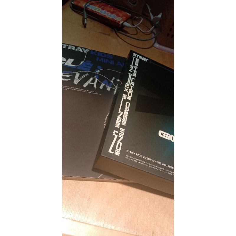 [Album Only] StrayKids "GO" + Poster & Levanter Limited edition 100% Ori, No damage