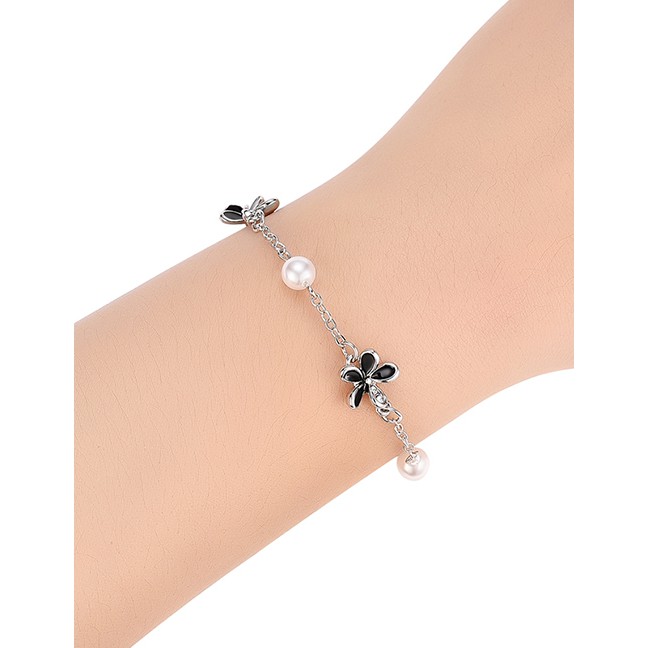 LRC Gelang Tangan Fashion Black+silver Color Flower Shape Decorated Bracelet