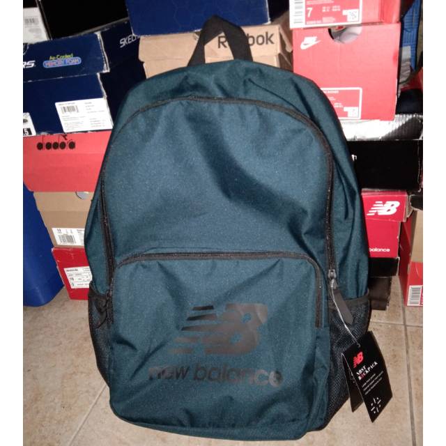 Original 100 % Tas Ransel NewBalance Backpack dengan gantungan headphone