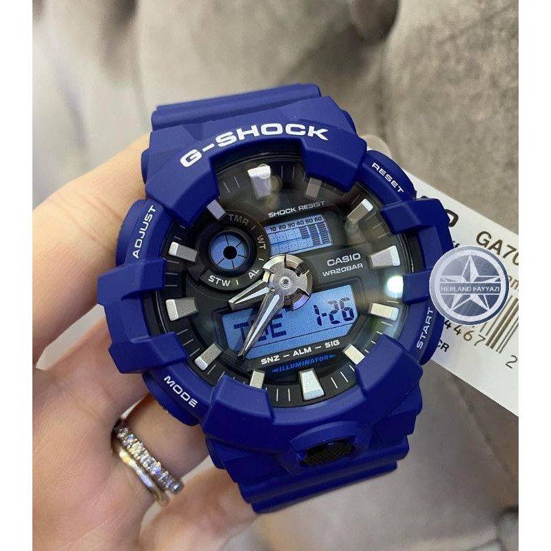 Gshock GA 700 2ADR / GA-700-2ADR