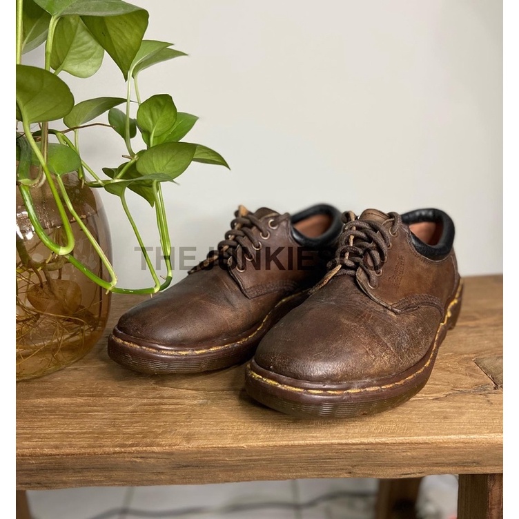 Sepatu Dr. Martens 8053 CH England