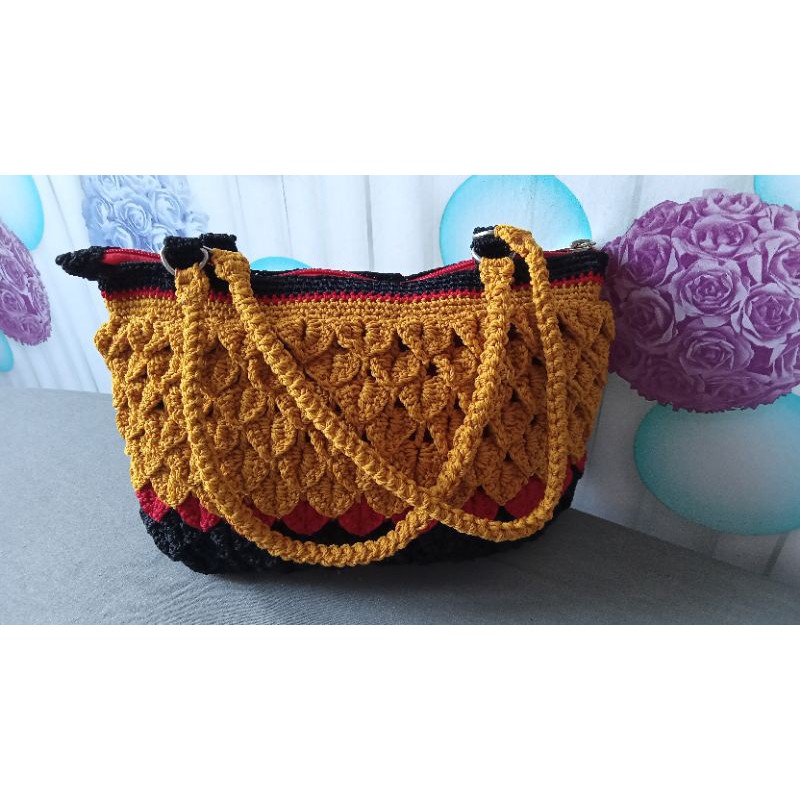 tas selempang rajutan raflesya colection