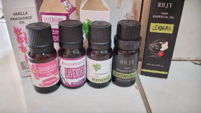 Oussirro Essential Oil Minyak Aromatheraphy Diffuser 10 Ml Aroma Lavender