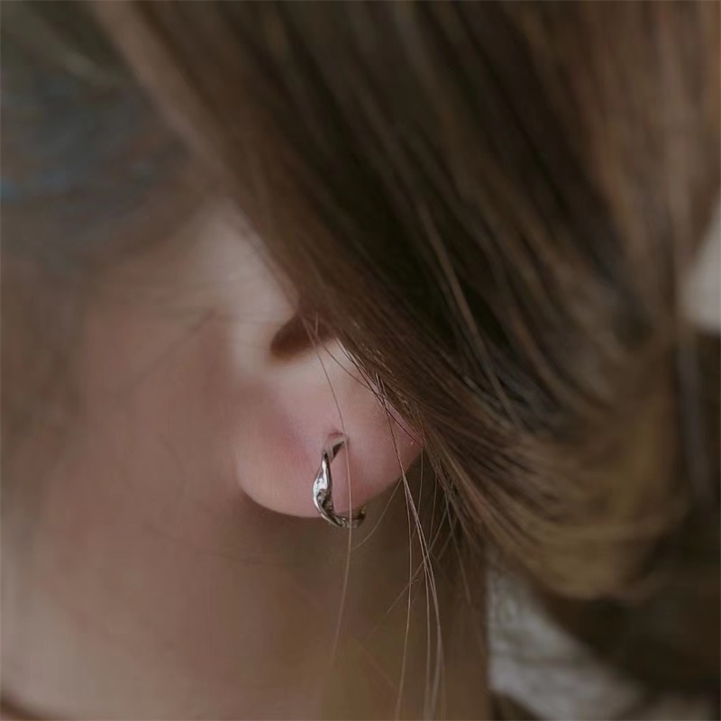 Anting s925 Silver Needle Bentuk Geometris Twisted Gaya Korea Untuk Wanita