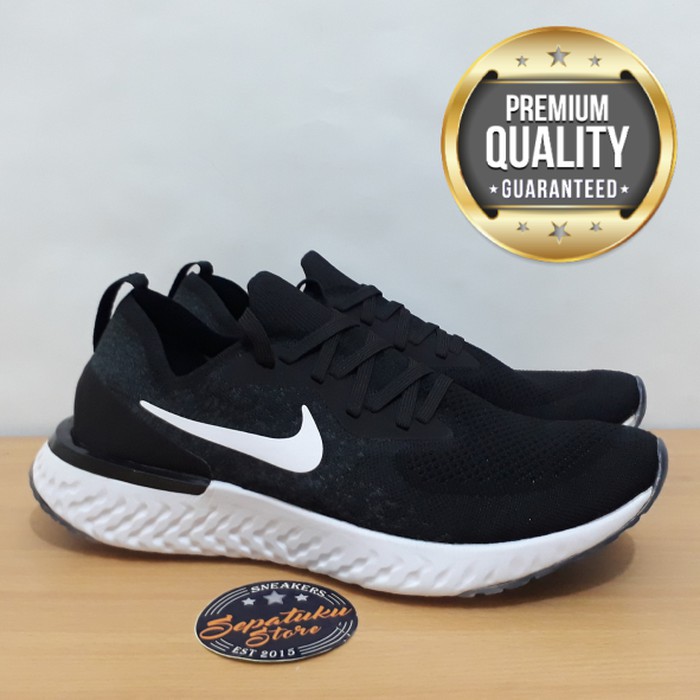  Sepatu  Nike  Epic  Flyknit React  Black White Unisex 