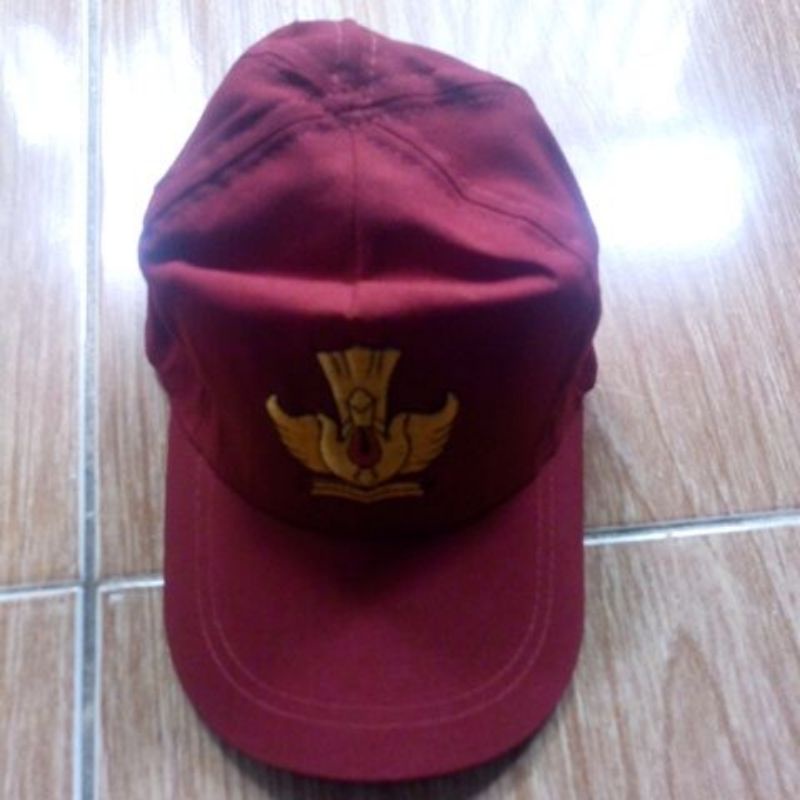 Topi SD Merah Polos