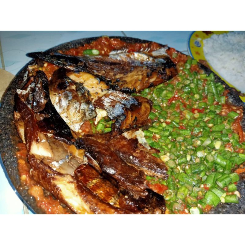 

BELI DUA MURAH BGT Kumbis Ikan Makarel Asap 500g kemas vacuum