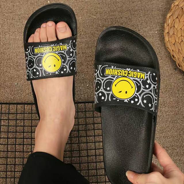 Sandal slipper karakter lucu smile magic cushion