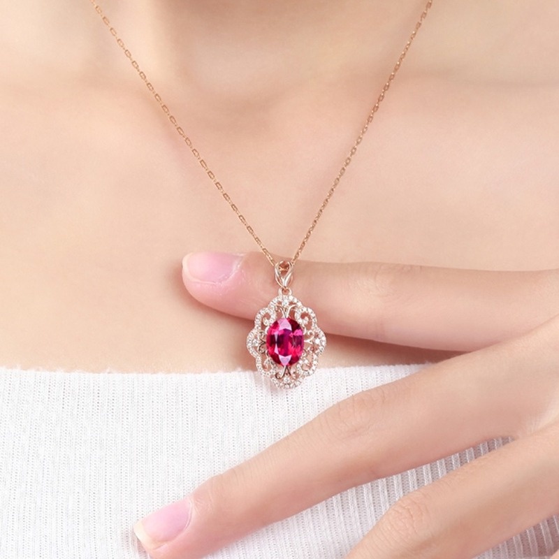 New Graceful and Fashionable Rose Gold Natural Ruby Pendant Inlaid with Diamond Necklace