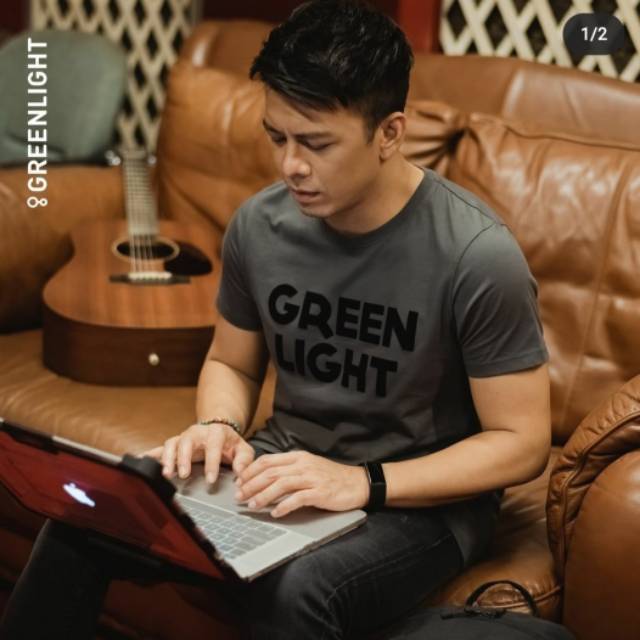  Kaos  GREENLIGHT PRIA  TERFAVORIT NEW Shopee  Indonesia