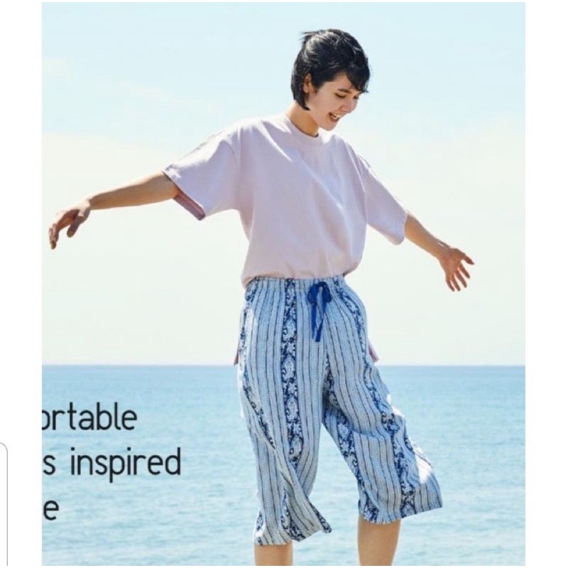 Branded Original Uniqlo 7/8 Celana Kulot Pants Blue Batik (Sisa Export)