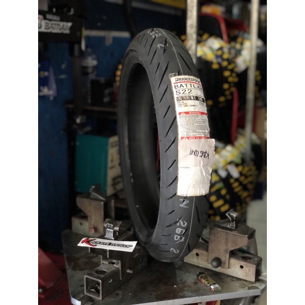 Battlax S22 Hypersport 120/70-17