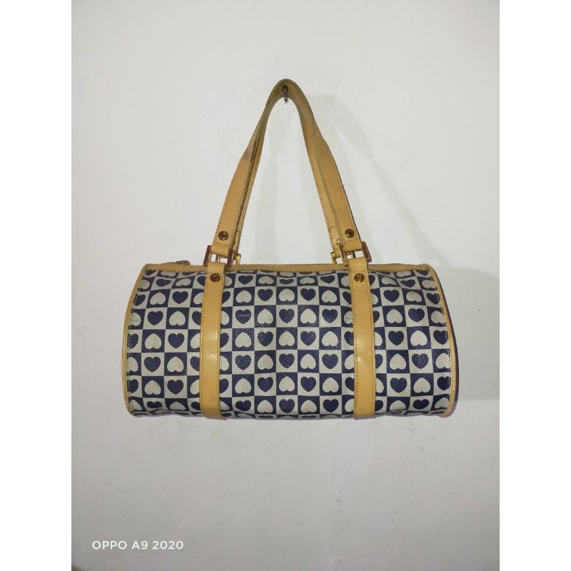 TAS LOVCAT PARIS