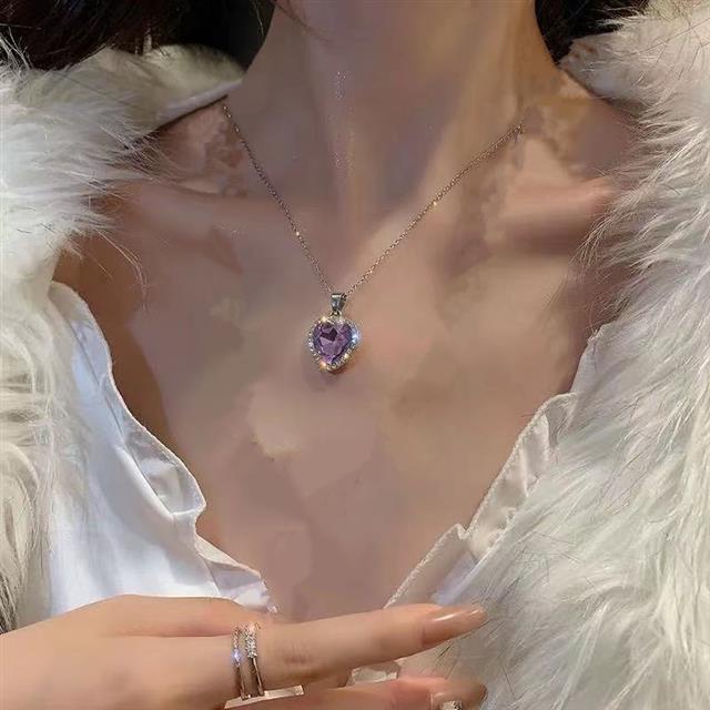 High-end pribadi ins kalung ungu cinta permata berlian imitasi rumbai kalung hollow-out elegan ranta