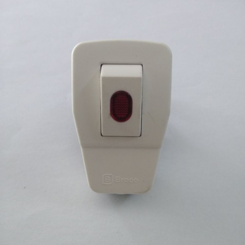 Steker Lampu Broco / Steker Saklar Broco