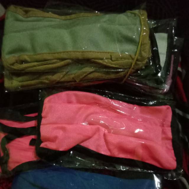

Masker kaos