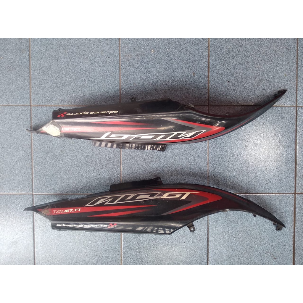 Cover Body Belakang Dek Belakang Motor Yamaha Mio Gt J Original