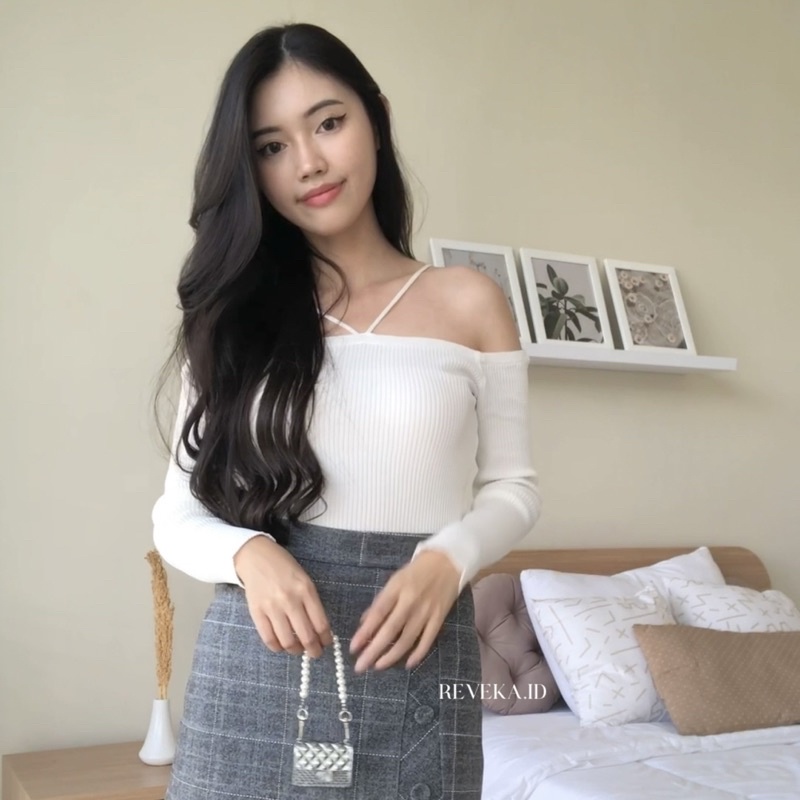 CAROL KNIT TOP - Atasan Rajut Sabrina Korea Wanita