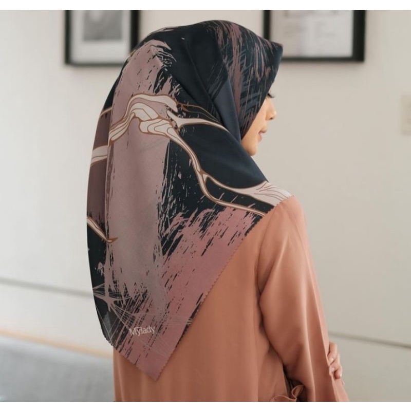 Hijab LaserCut Segiempat VOAL Motif Hilary