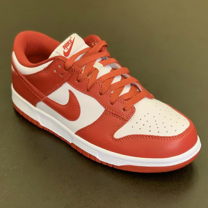 dunk low retro white red