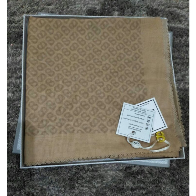 Tapis Butter Buttonscarves