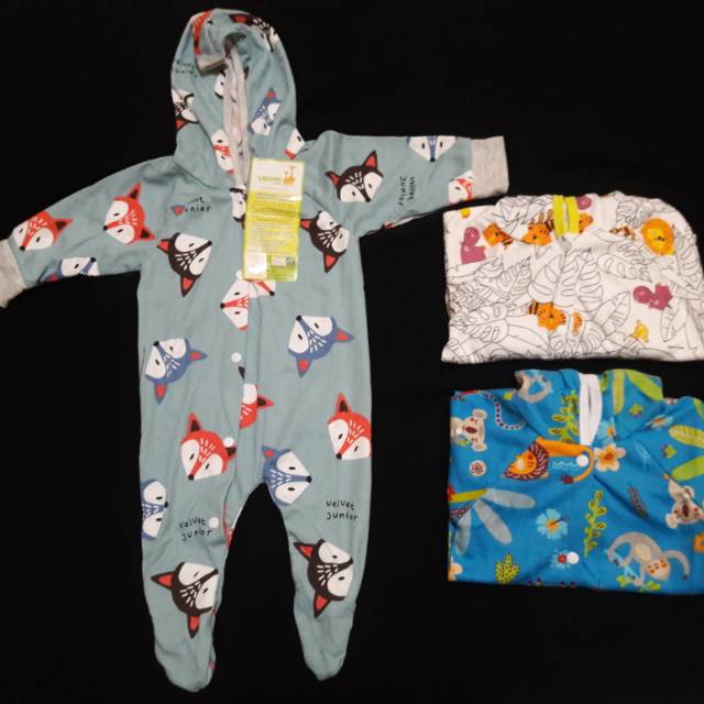 BAJU KODOK OBLONG TOPI BAYI NEWBORN VELVET JUNIOR