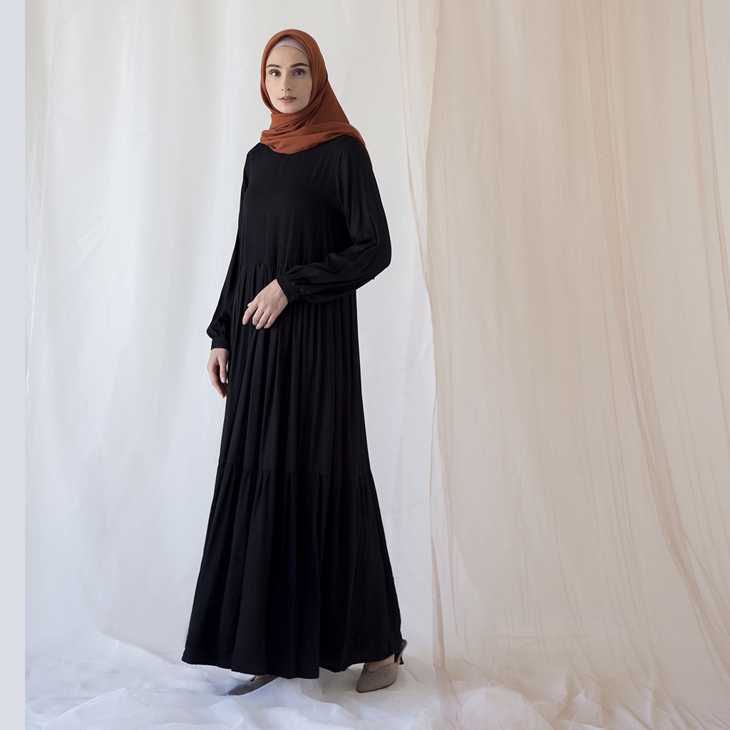 Kayana by Aska Label - Gamis wanita dress Muslim busui friendly dengan detail ruffle warna Hitam, Latte, Olive, Navy