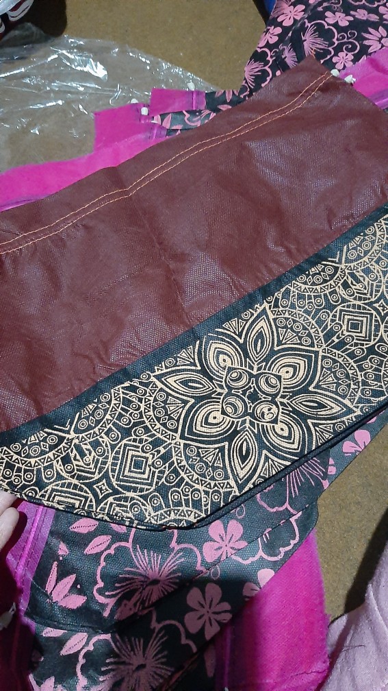 Tas Hajatan Serut Maroon Batik 22